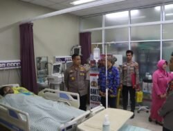 Kapolres Bangka Kunjungi Personel Sakit dan Purnawirawan, Wujud Kepedulian di Hari Bhayangkara ke-80