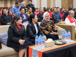 Cece Dessy Tekankan Pentingnya Iman dan Persudaraan di HUT BKSG Komisi Wanita Pangkalpinang